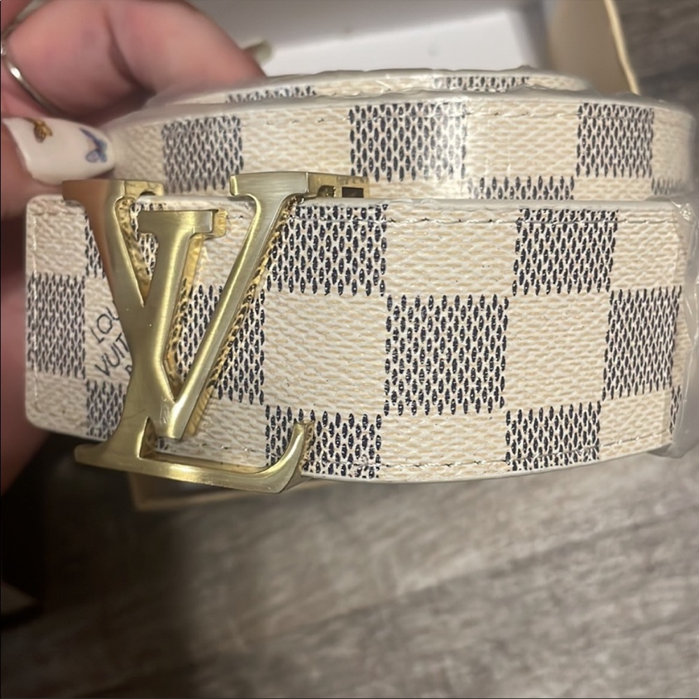 Ladies belt